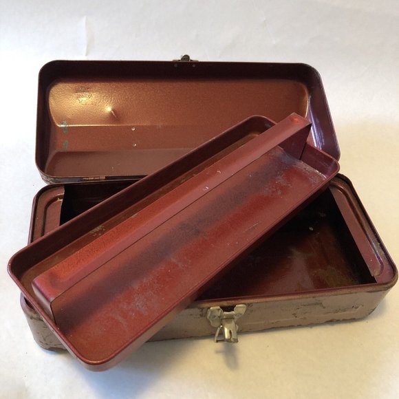 Vintage Old Metal Fishing Tackle Box Red w/tray cabin rustic planter - Picture 10 of 10